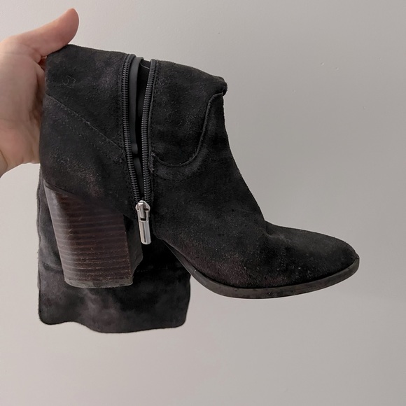 Steve Madden Shoes - Suede knee high boots